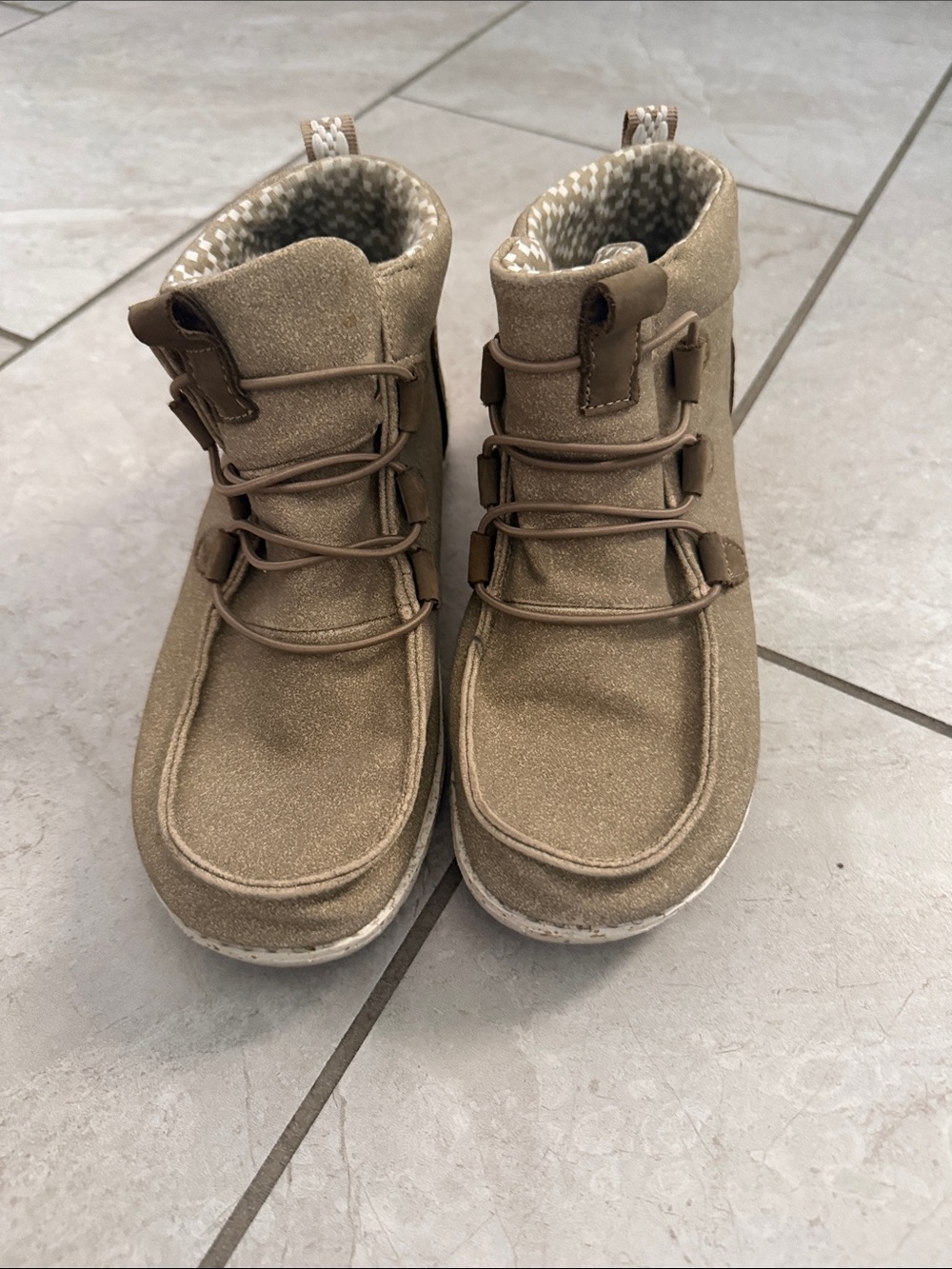 Women’s hey dudes size 6 Tan High-Top Casual Boots